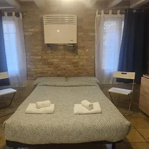 apt-lovely-207042-loc-03236-venice.hotelinveneto.com/